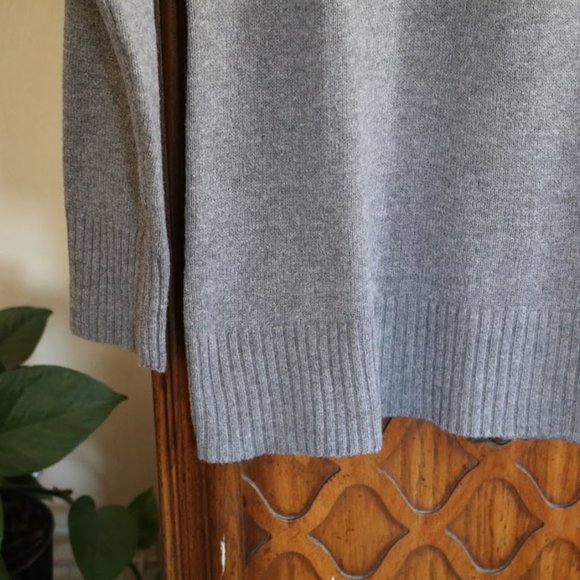 White Stag Crossover Ribbed V-Neck Sweater - Grey Heather #WL40324 - Picture 7 of 16